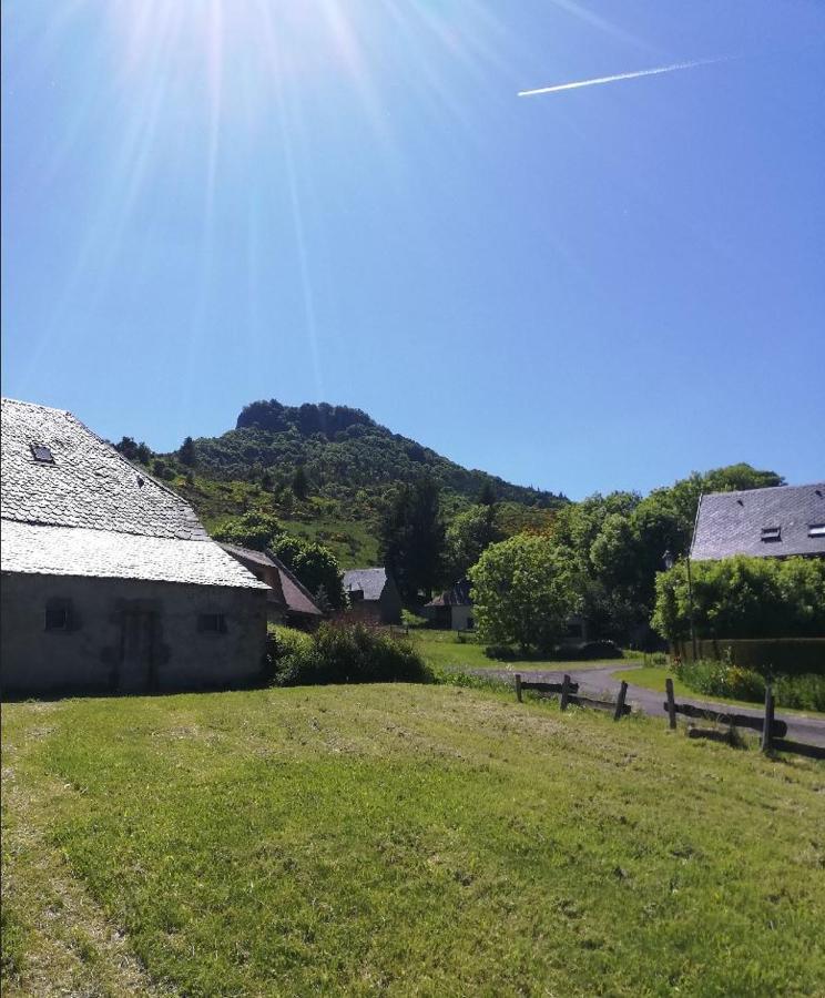 L'Auvergnate Chambon-sur-Lac Eksteriør billede