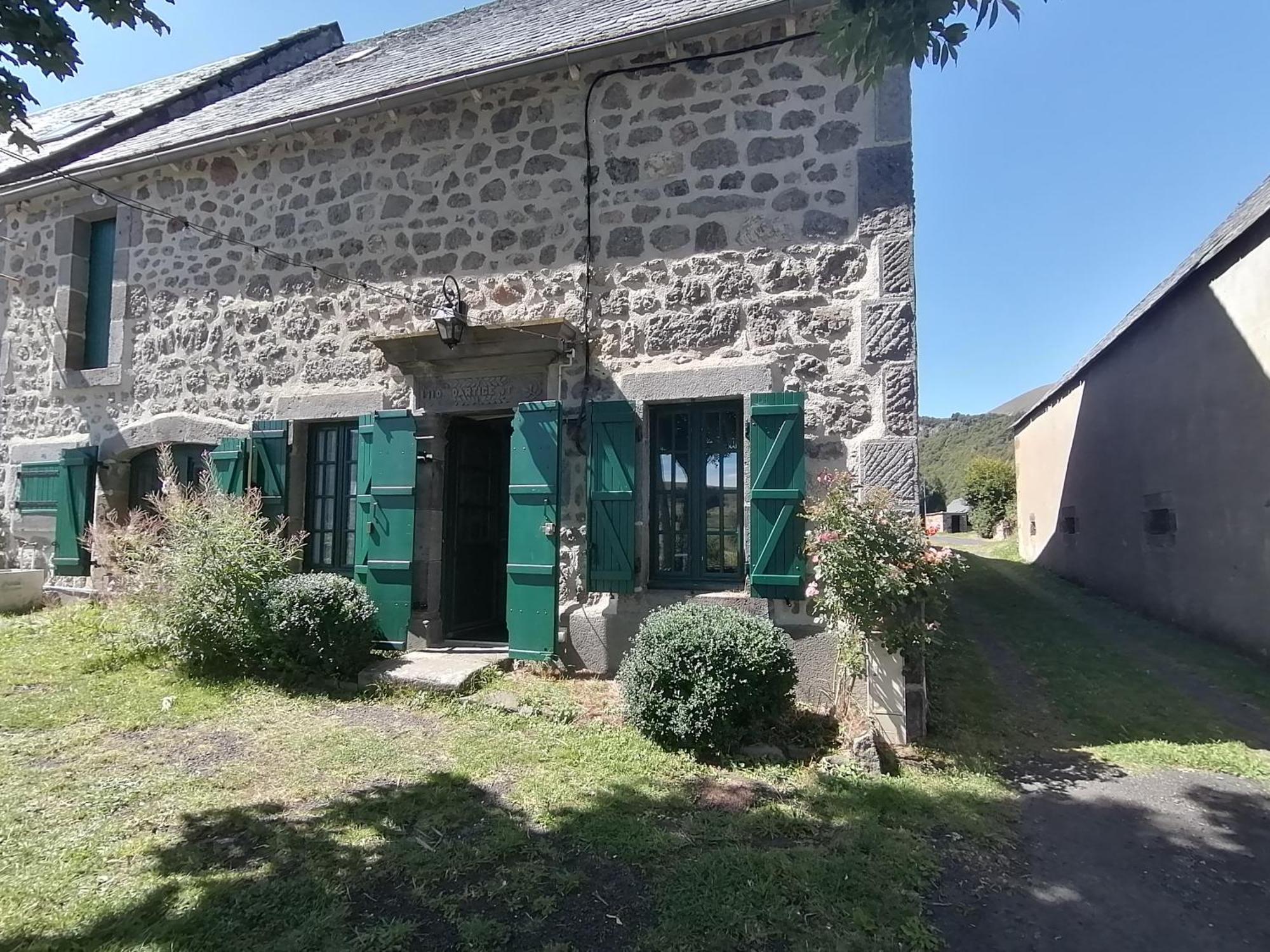 L'Auvergnate Chambon-sur-Lac Eksteriør billede