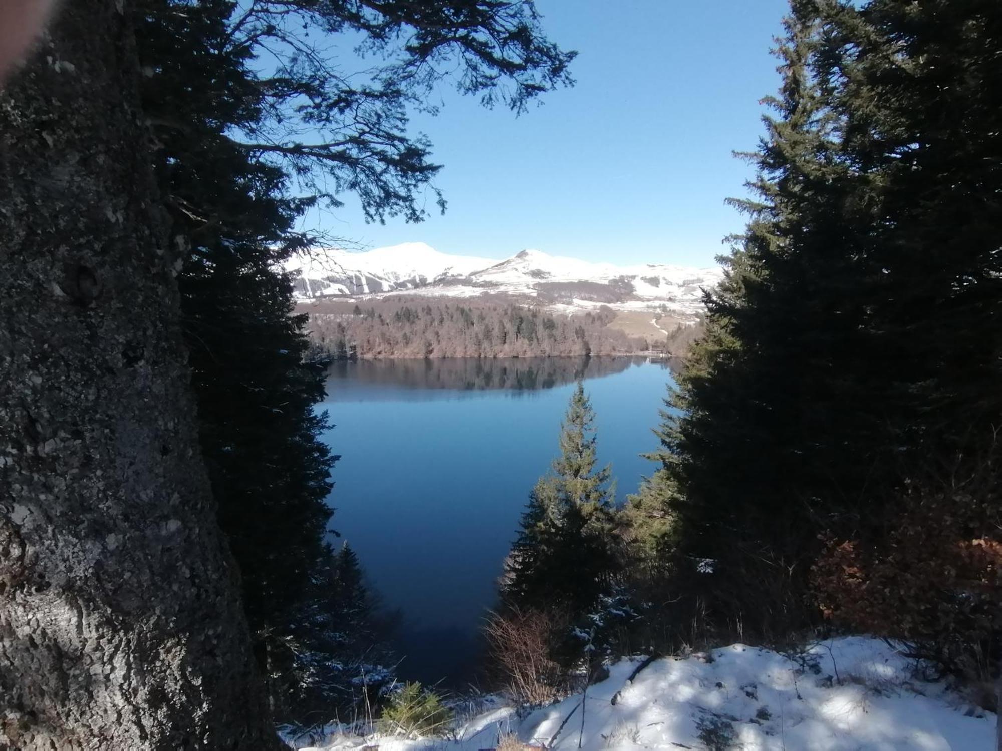 L'Auvergnate Chambon-sur-Lac Eksteriør billede